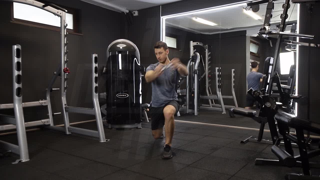 Half-Kneeling Stability Chop