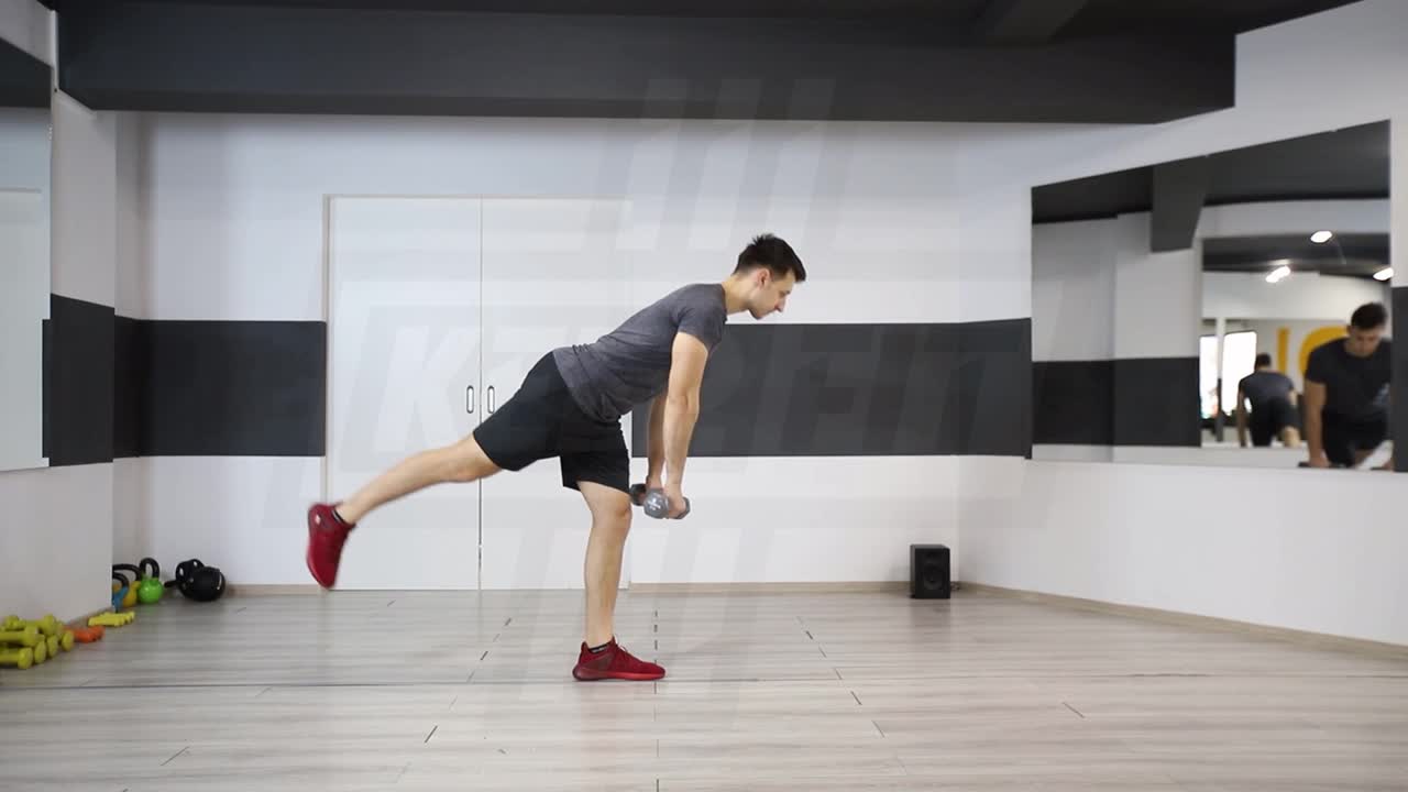Single-Leg Dumbbell Straight-Leg Deadlift