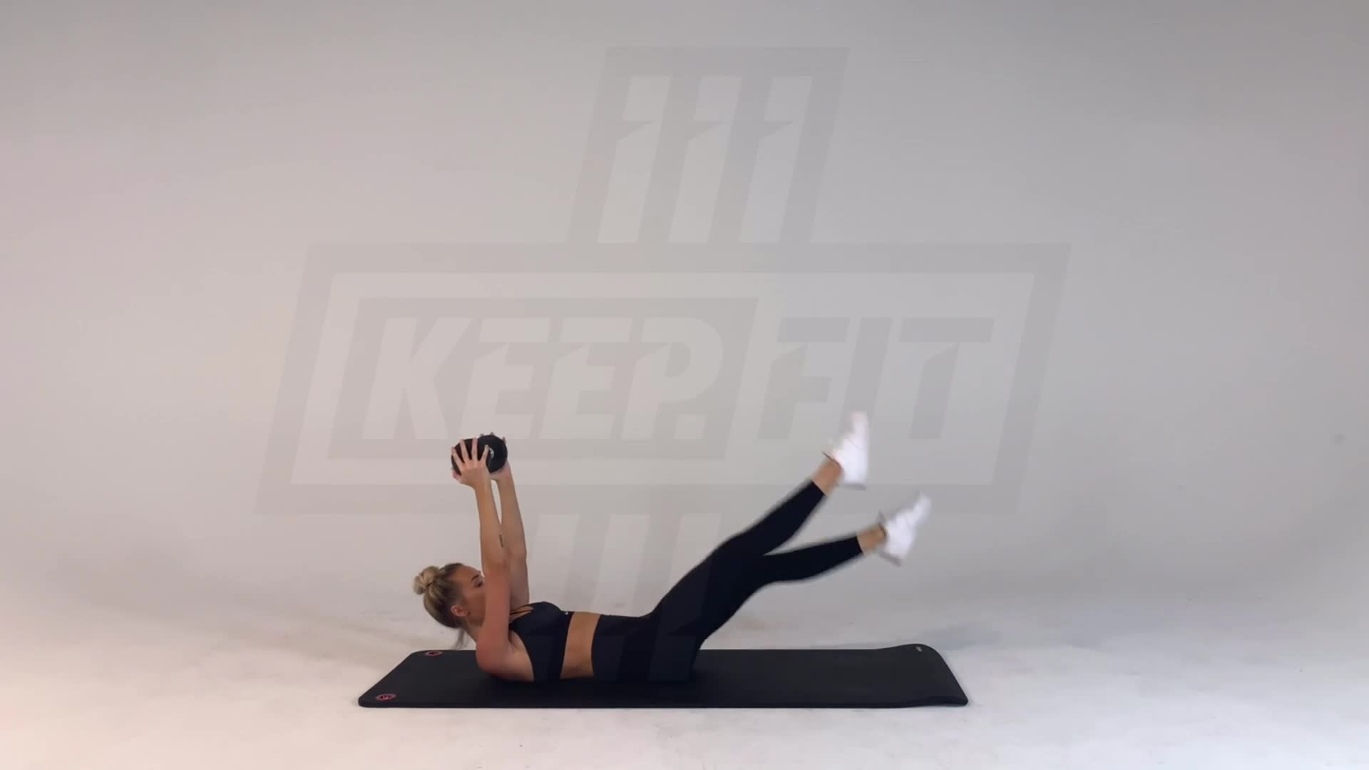 Dumbbell Flutter Kicks