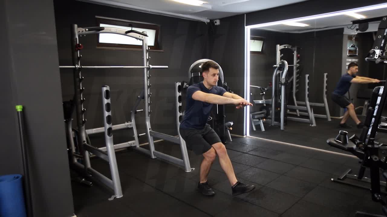 Partial Single-Leg Squat
