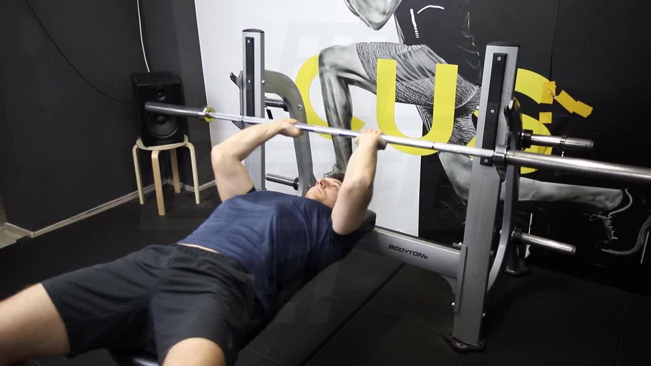 Lying Triceps Extension To Close-Grip Bench Press