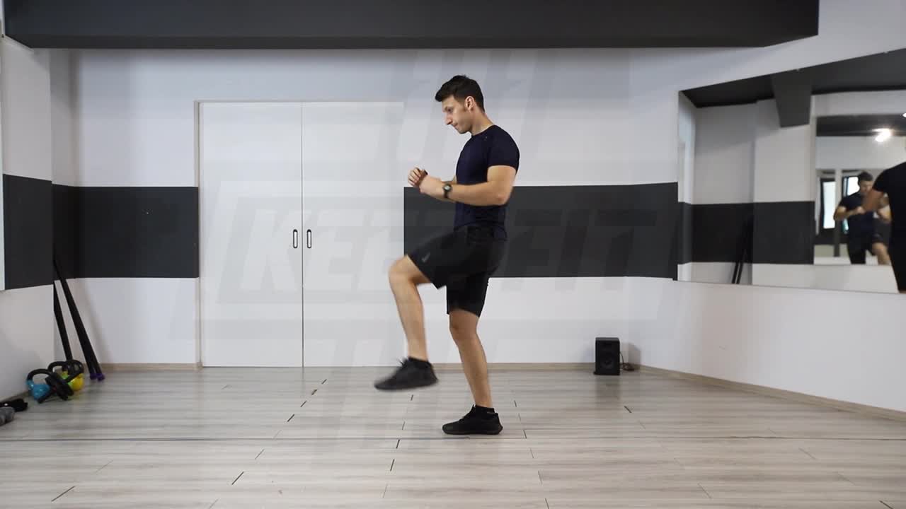 Front Knee Strike