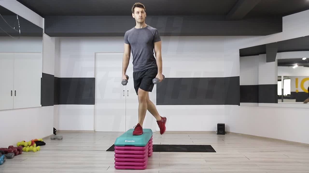 Crossover Dumbbell Step-Up