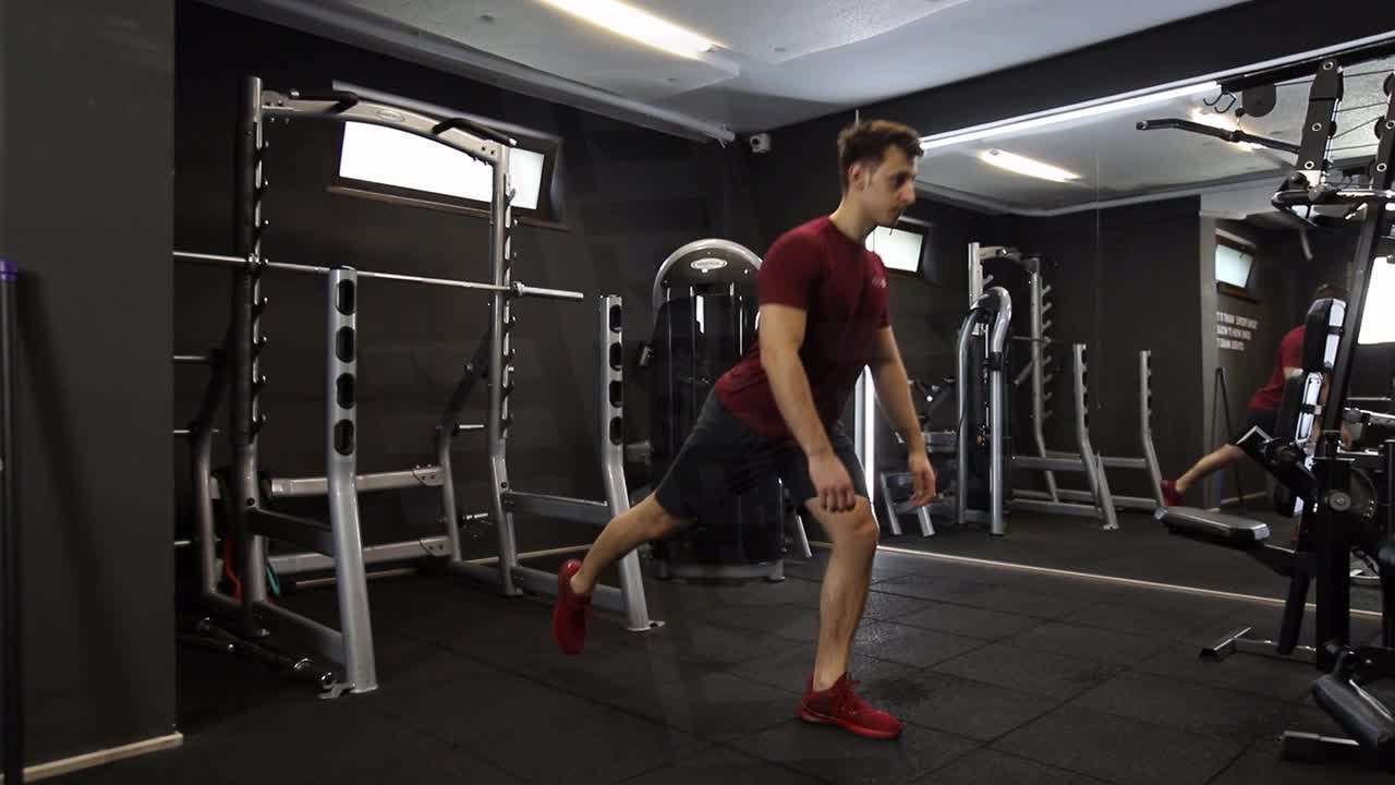 Split-Stance Extension