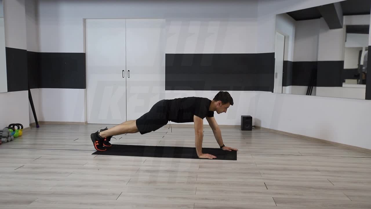 Alternating Staggered Pushup