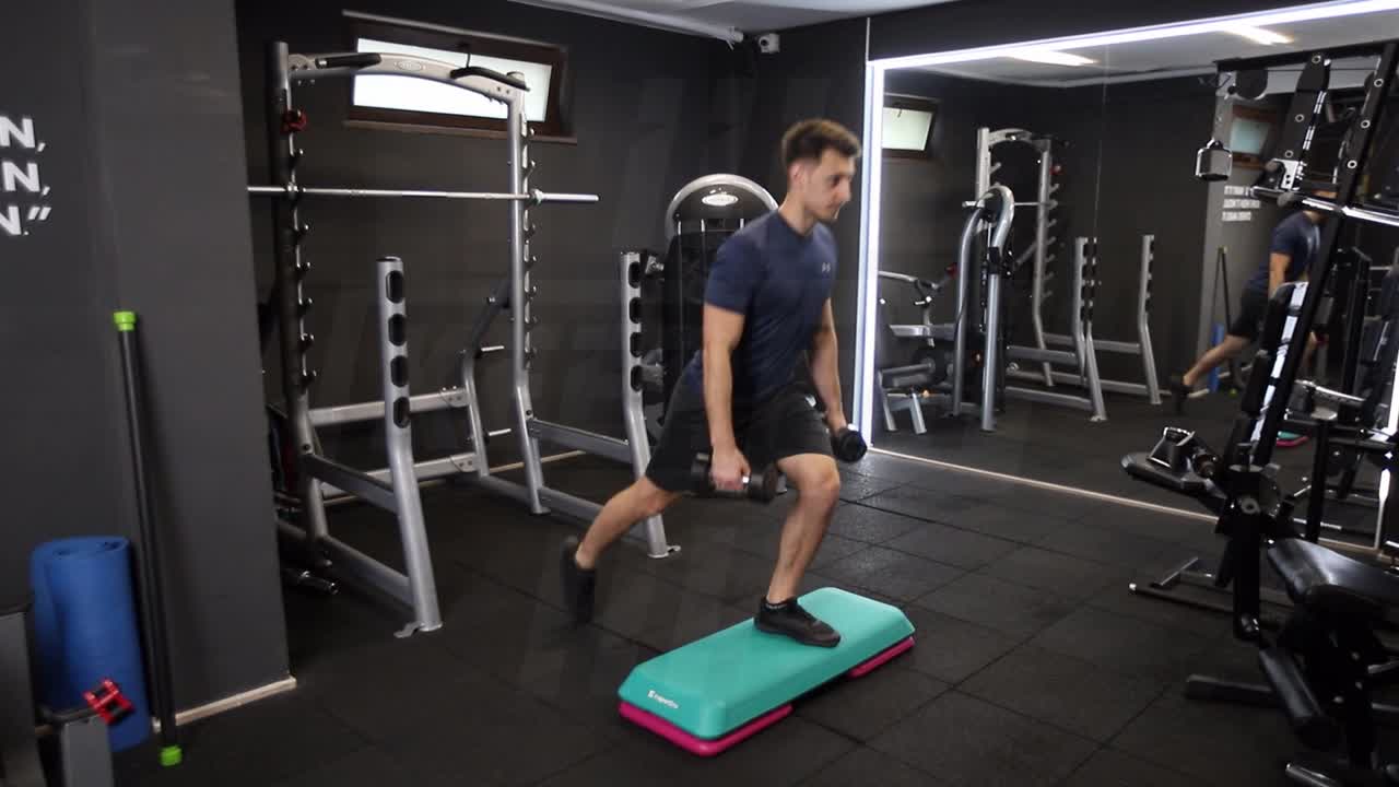 Reverse Dumbbell Box Lunge