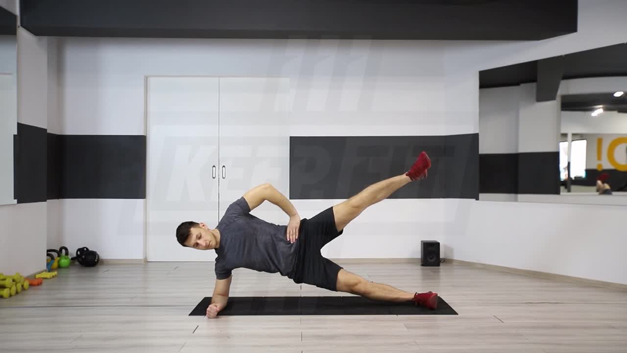 Side Plank With Leg Lift