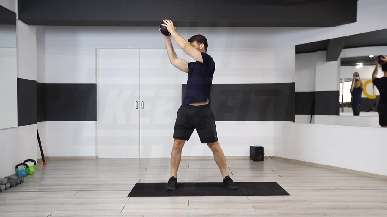 Medicine Ball Wood Chops