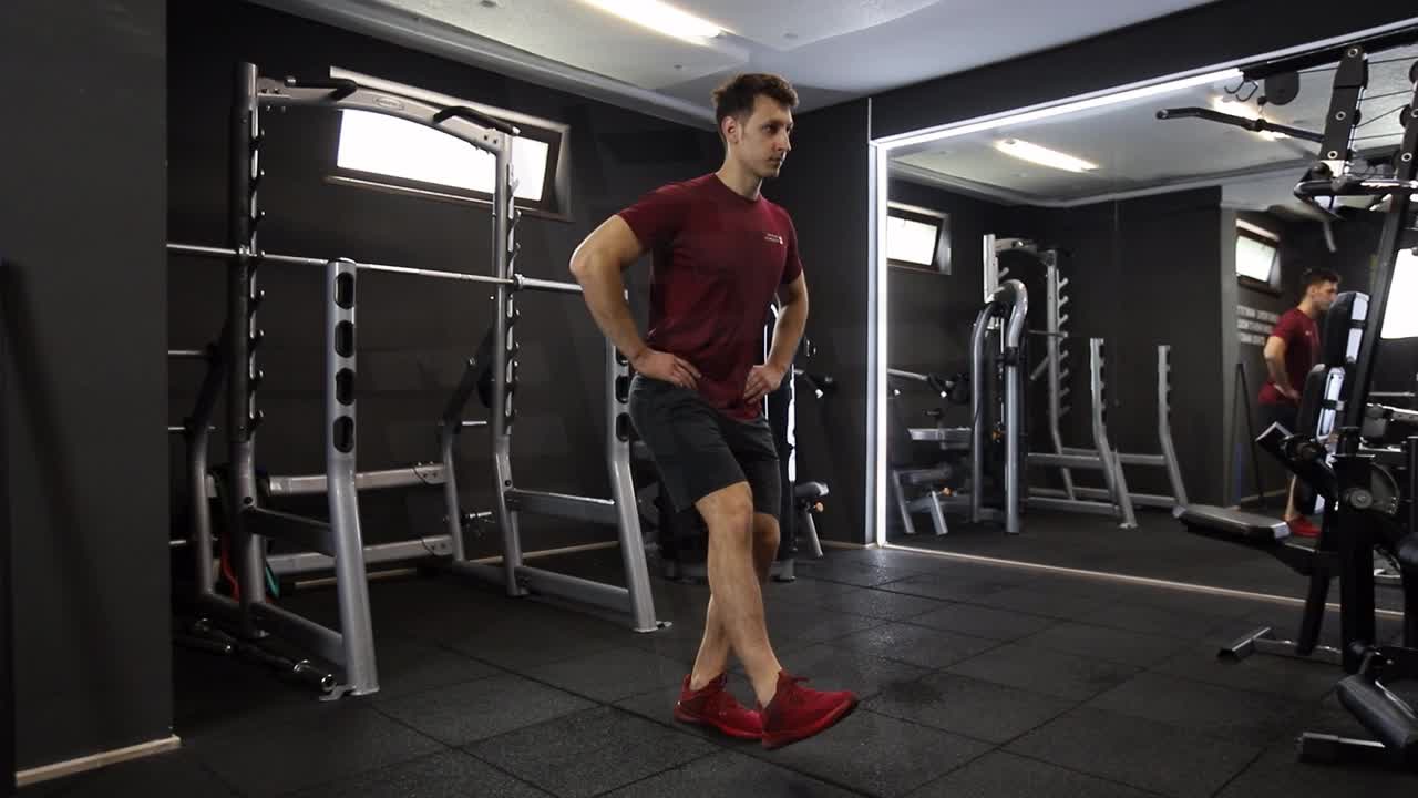 Single-Leg Dip