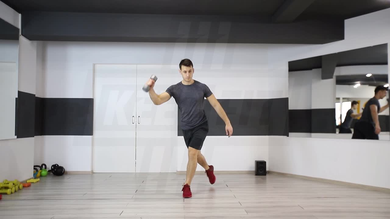 Single-Arm Reverse Lunge And Press
