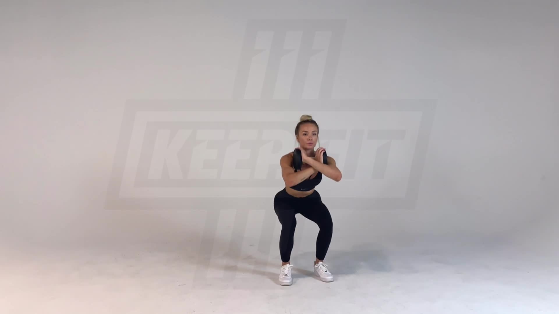 Dumbbell Front Narrow Squats