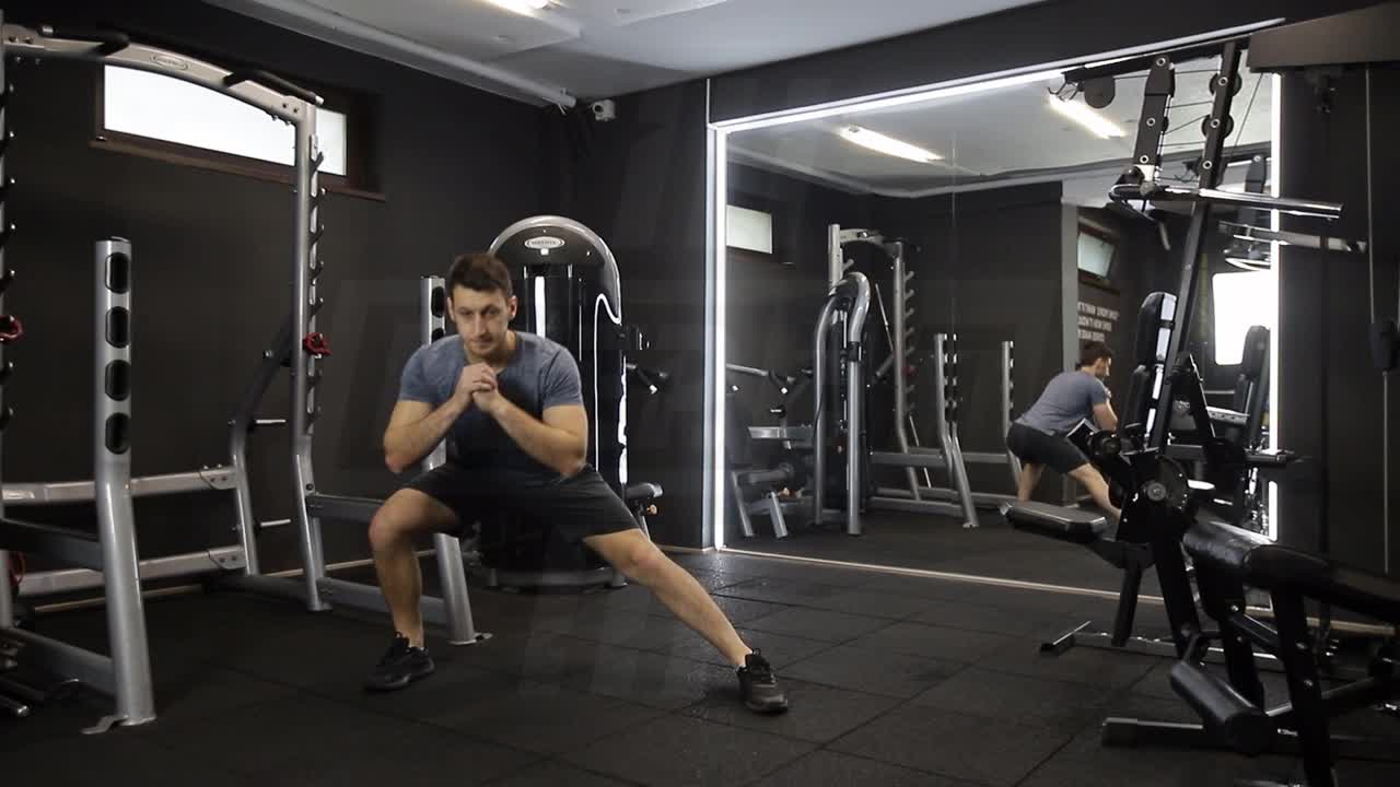 Side Lunge To Crossover Tap